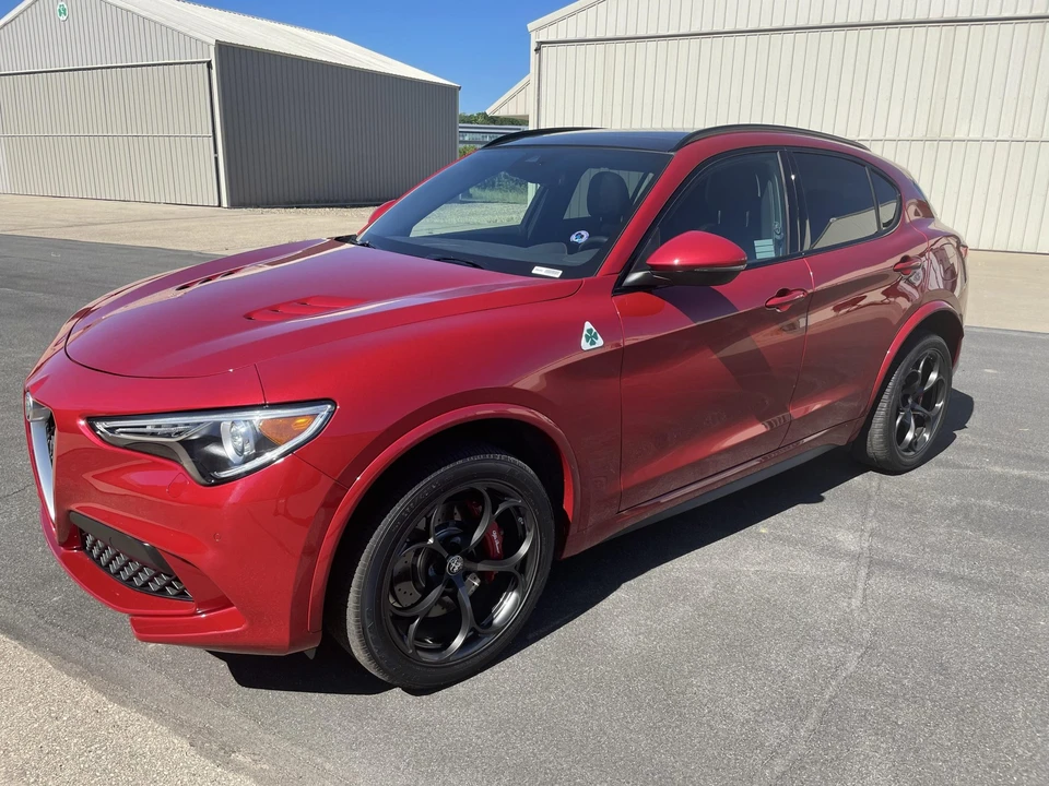 2018 Alfa Romeo Stelvio Quadrifoglio - Image 9 of 31