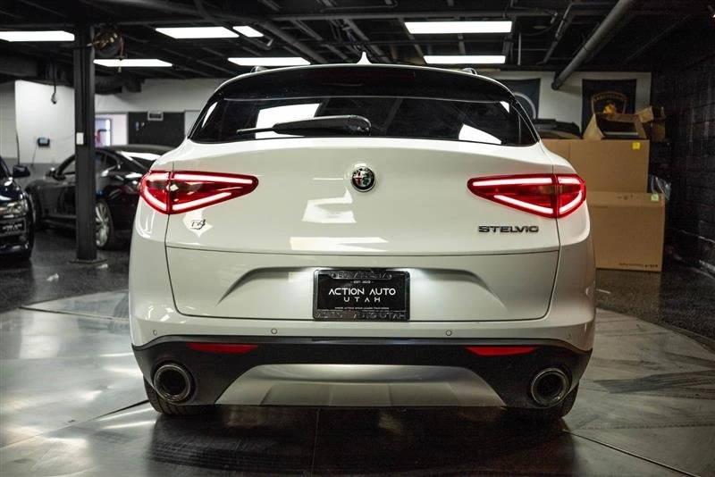 2018 Alfa Romeo Stelvio - Image 5 of 20
