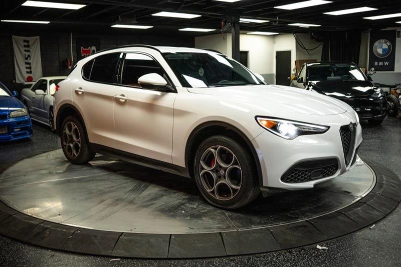 2018 Alfa Romeo Stelvio - Image 3 of 20