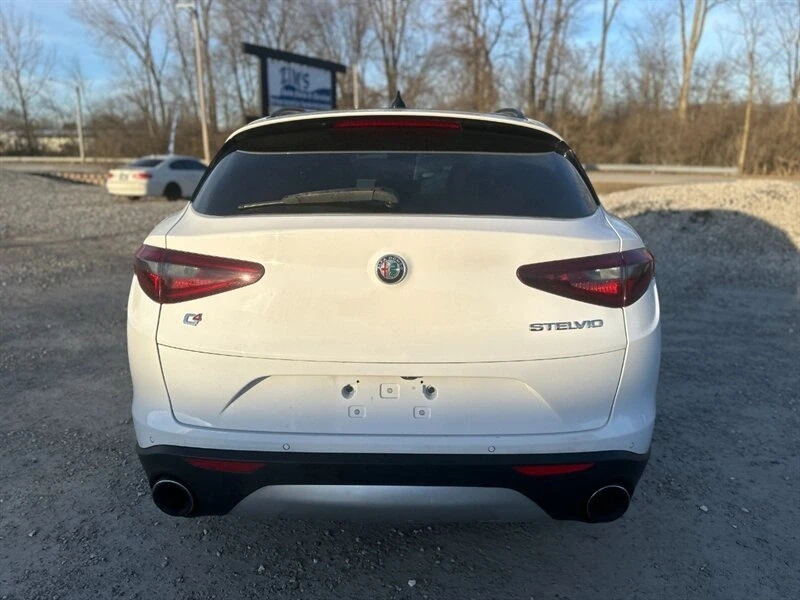 2018 Alfa Romeo Stelvio - Image 4 of 19