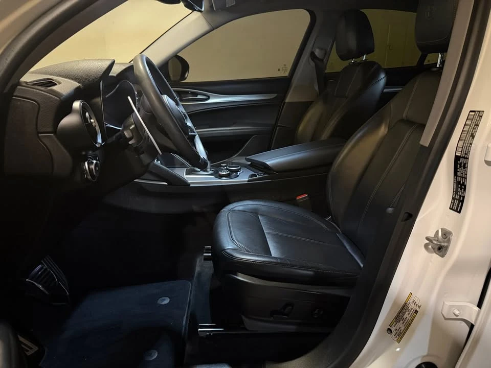2018 Alfa Romeo Stelvio - Image 9 of 16