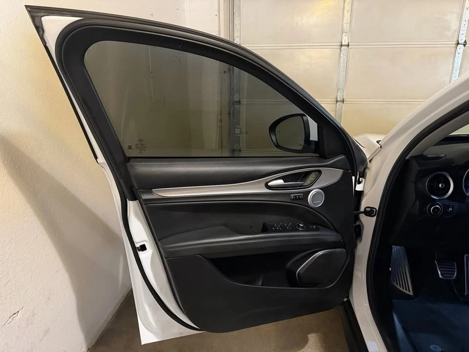 2018 Alfa Romeo Stelvio - Image 7 of 16