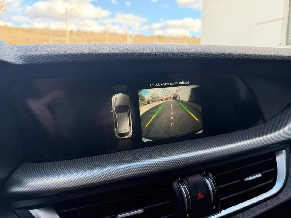 2018 Alfa Romeo Stelvio - Image 15 of 16
