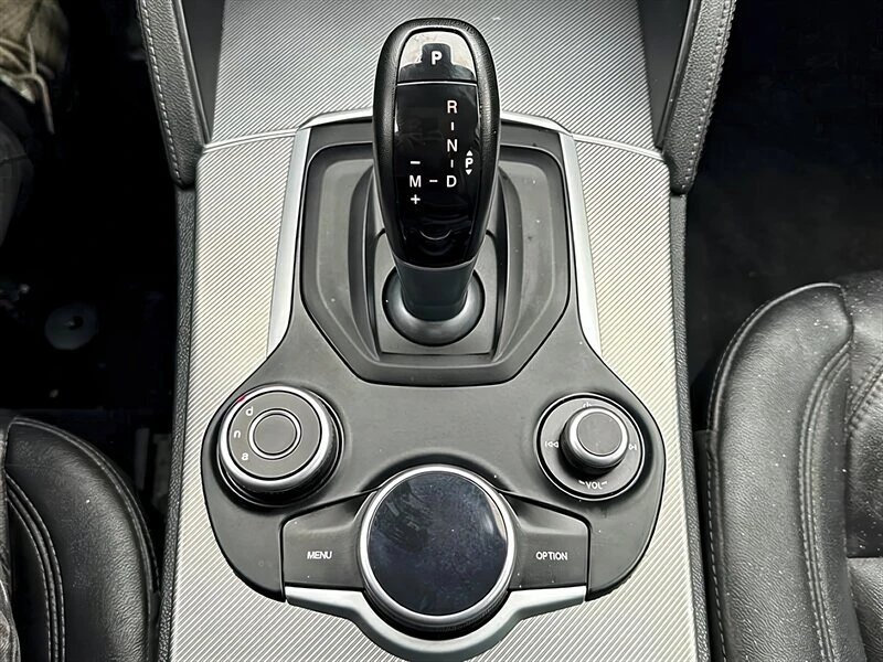 2018 Alfa Romeo Stelvio - Image 11 of 14