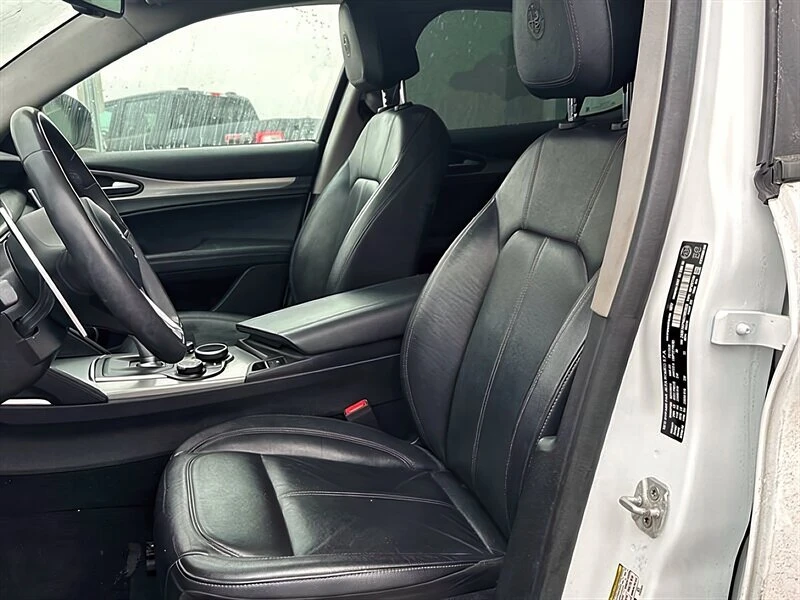 2018 Alfa Romeo Stelvio - Image 5 of 14