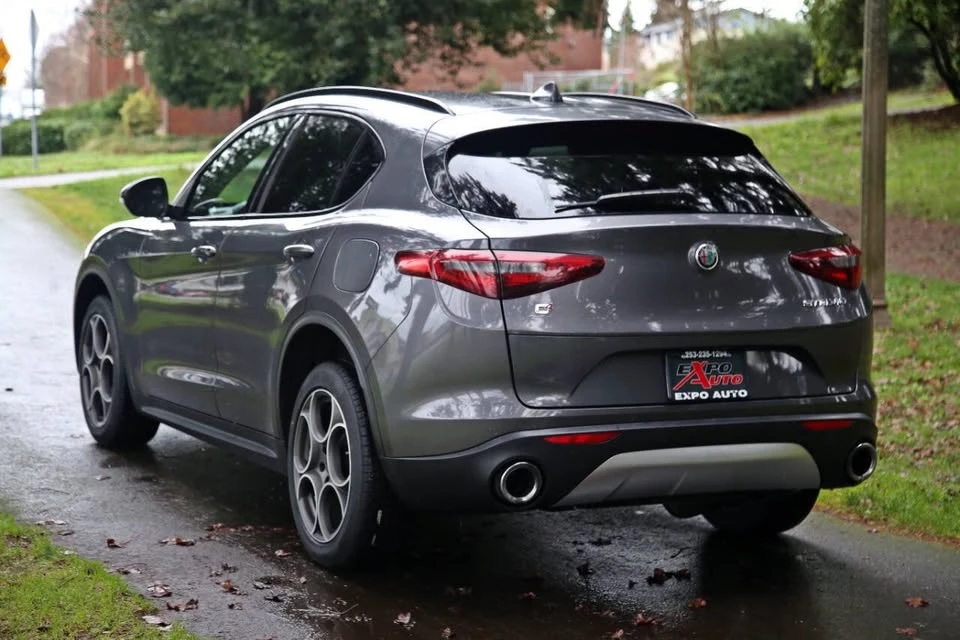2018 Alfa Romeo Stelvio - Image 3 of 17
