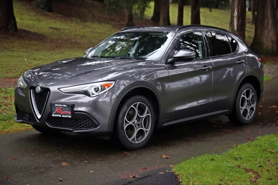 2018 Alfa Romeo Stelvio - Image 2 of 17