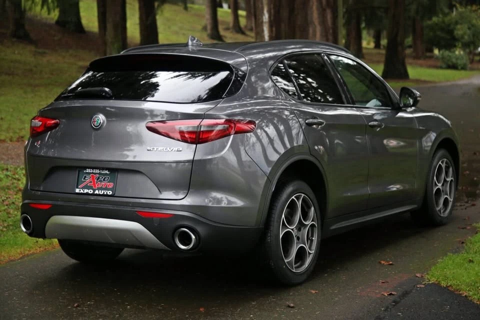 2018 Alfa Romeo Stelvio - Image 4 of 17