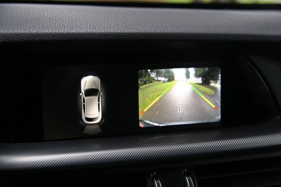 2018 Alfa Romeo Stelvio - Image 17 of 17