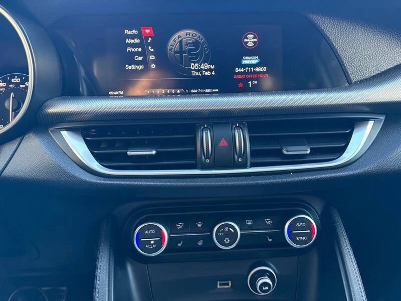 2018 Alfa Romeo Stelvio - Image 18 of 31