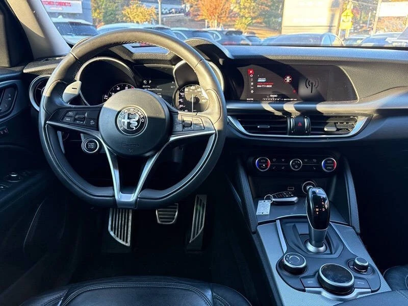 2018 Alfa Romeo Stelvio - Image 12 of 31