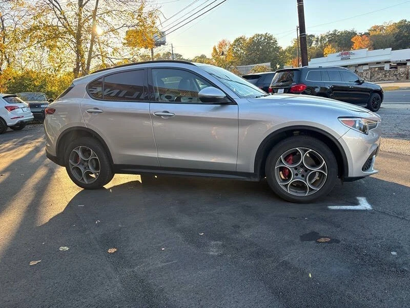 2018 Alfa Romeo Stelvio - Image 4 of 31