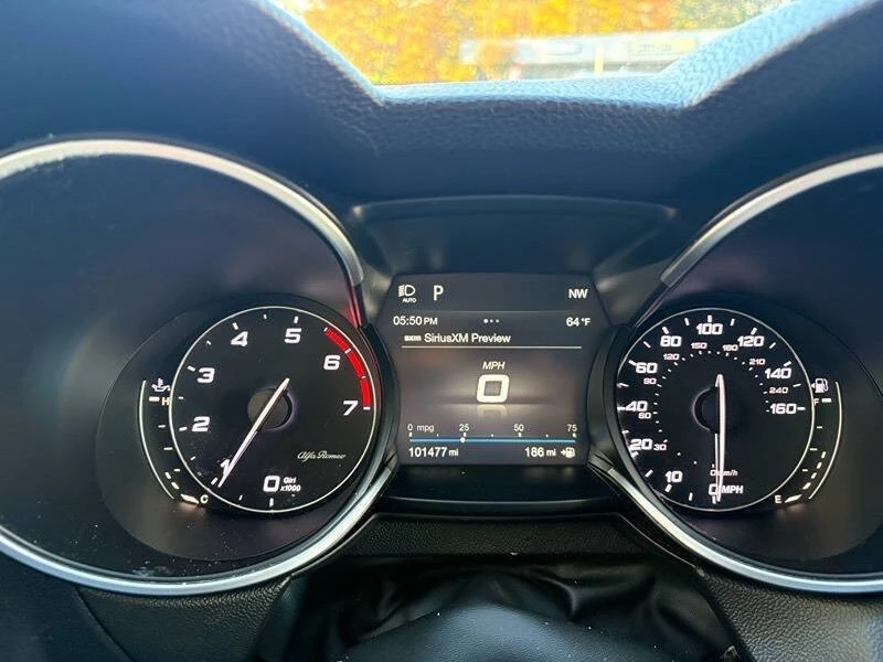 2018 Alfa Romeo Stelvio - Image 17 of 31