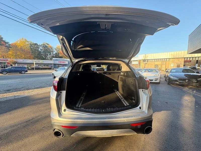 2018 Alfa Romeo Stelvio - Image 31 of 31