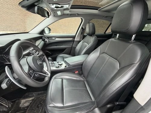 2018 Alfa Romeo Stelvio - Image 18 of 20