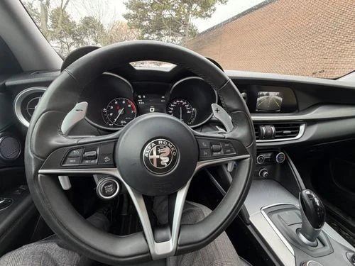 2018 Alfa Romeo Stelvio - Image 13 of 20