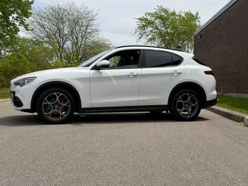 2018 Alfa Romeo Stelvio - Image 11 of 20