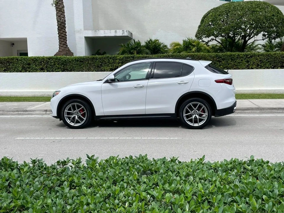 2018 Alfa Romeo Stelvio - Image 10 of 12