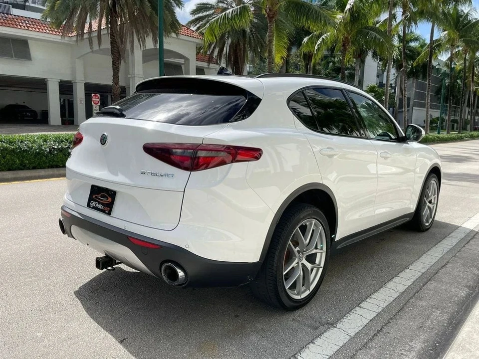 2018 Alfa Romeo Stelvio - Image 7 of 12