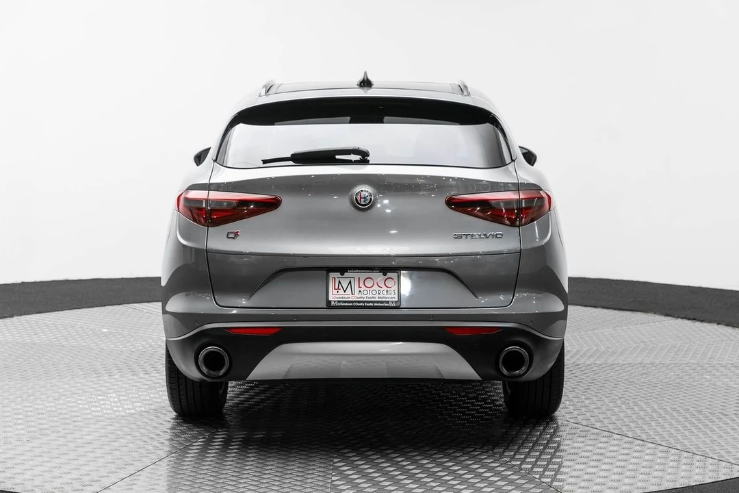 2018 Alfa Romeo Stelvio - Image 6 of 12