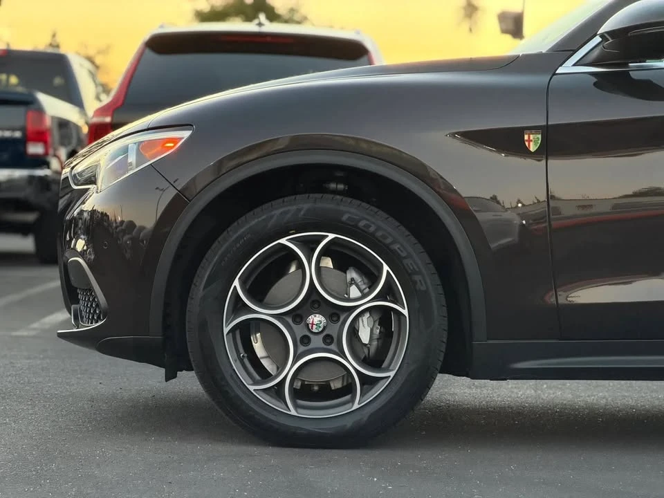 2018 Alfa Romeo Stelvio - Image 6 of 20