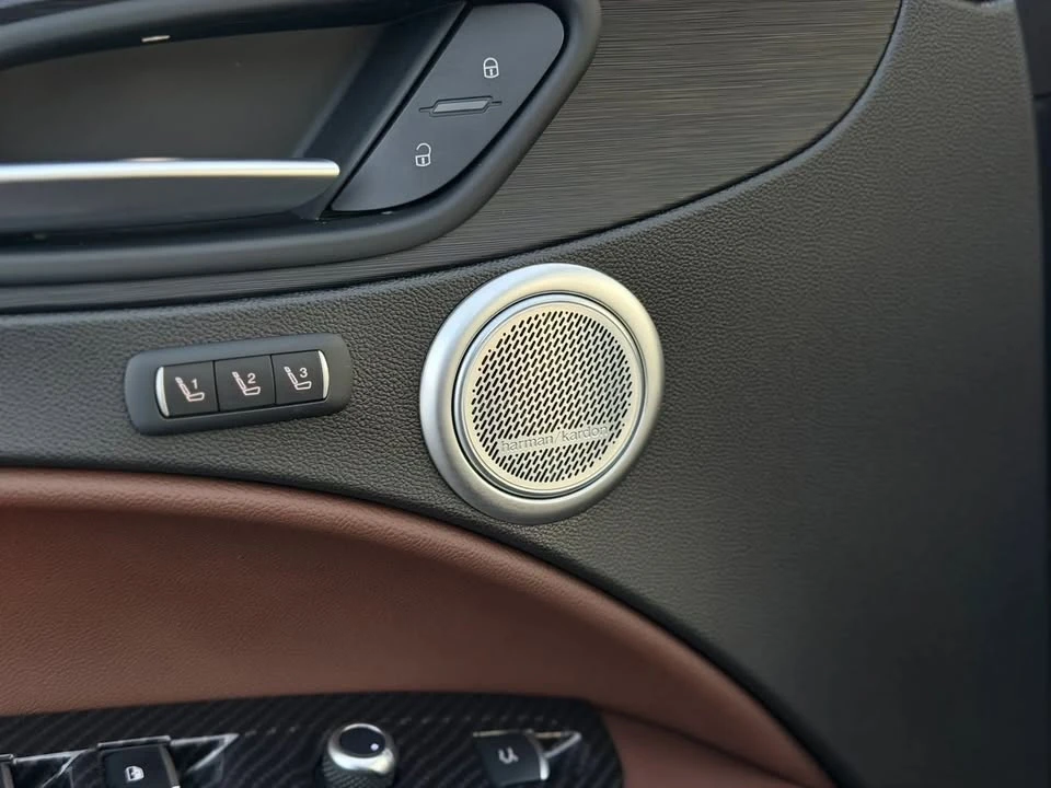 2018 Alfa Romeo Stelvio - Image 12 of 20