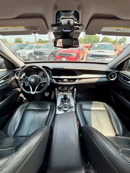 2018 Alfa Romeo Stelvio - Image 13 of 20