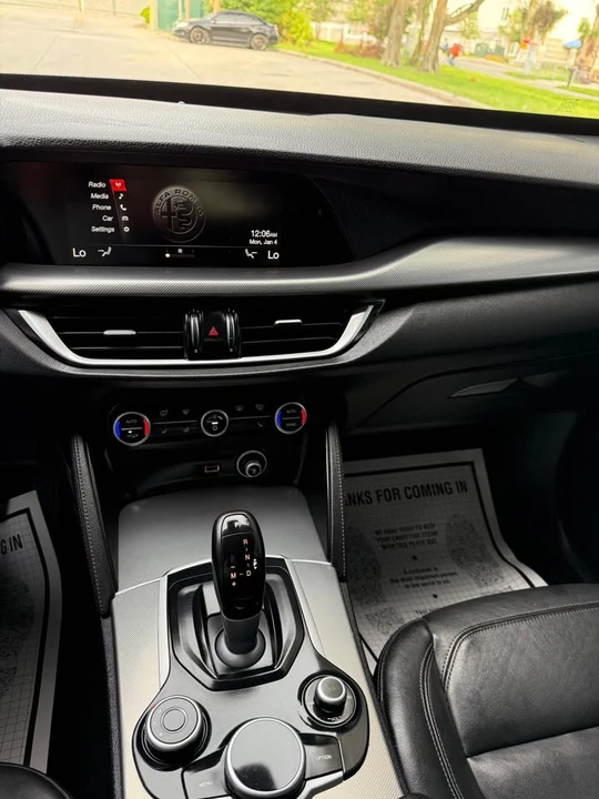 2018 Alfa Romeo Stelvio - Image 11 of 14