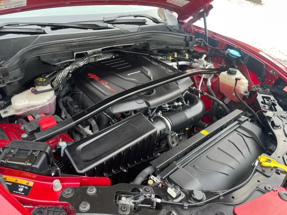 2018 Alfa Romeo Stelvio - Image 11 of 20