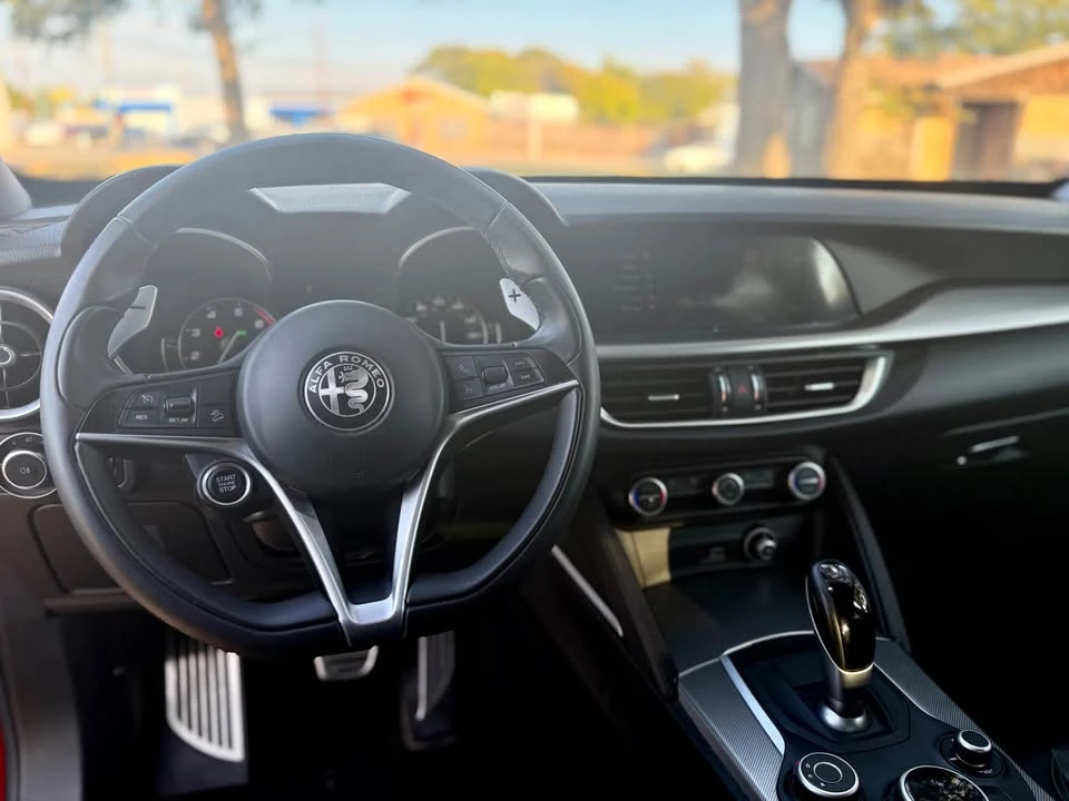 2018 Alfa Romeo Stelvio - Image 11 of 15