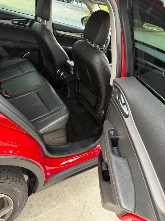 2018 Alfa Romeo Stelvio - Image 14 of 15