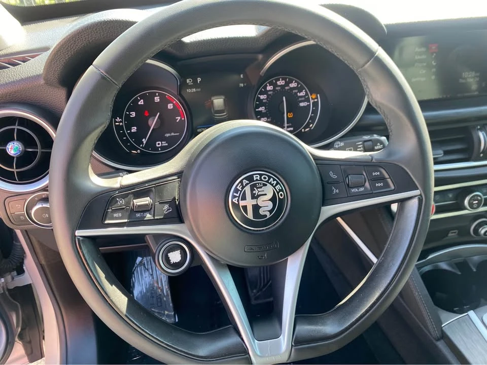 2018 Alfa Romeo Stelvio - Image 8 of 11