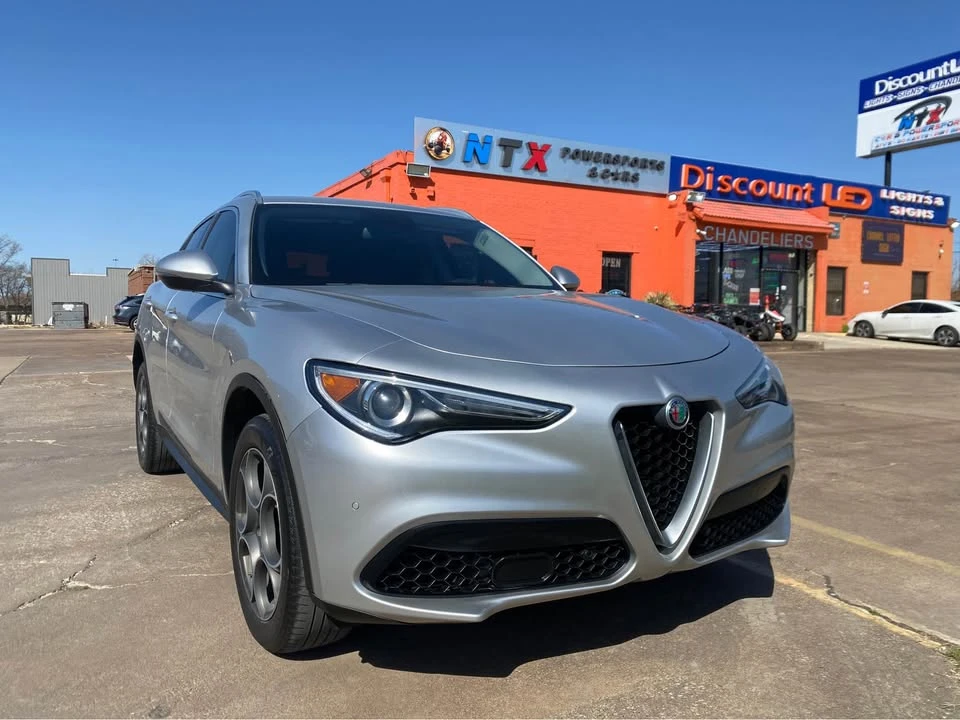 2018 Alfa Romeo Stelvio - Image 2 of 11