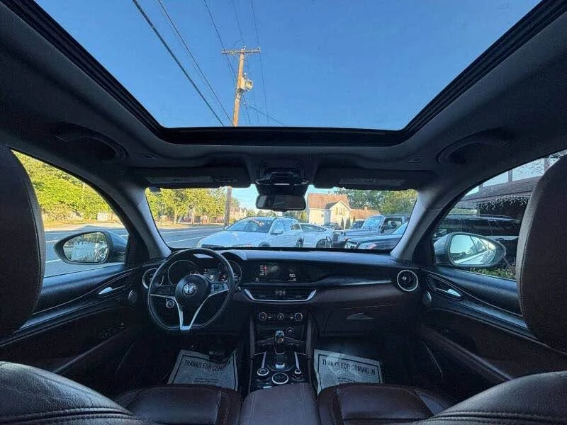 2018 Alfa Romeo Stelvio - Image 14 of 20