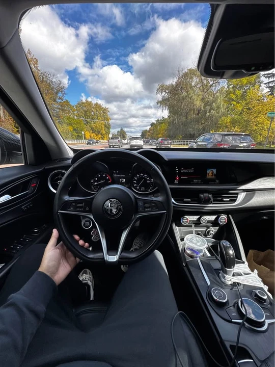 2018 Alfa Romeo Stelvio - Image 7 of 11