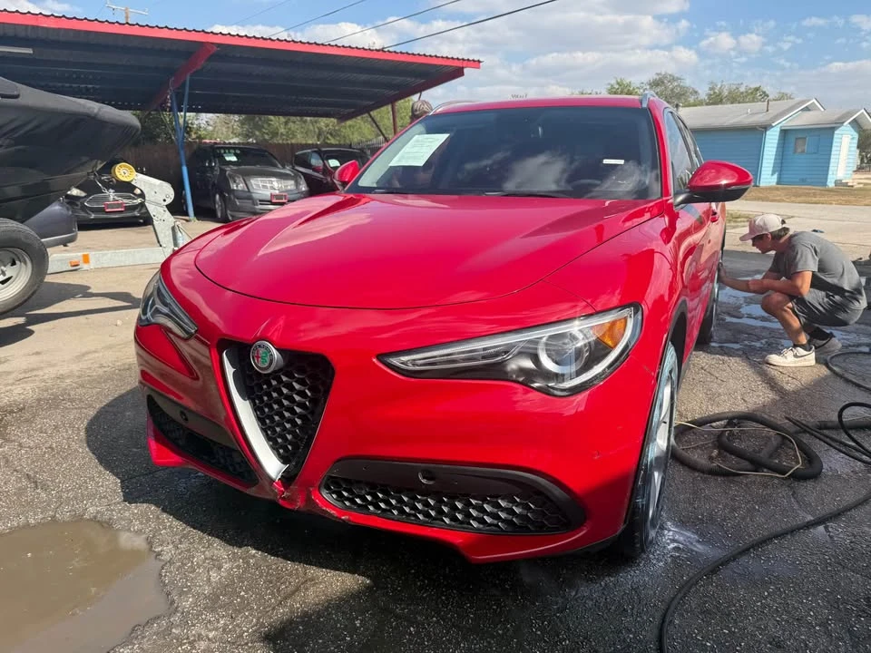 2018 Alfa Romeo Stelvio - Image 2 of 14