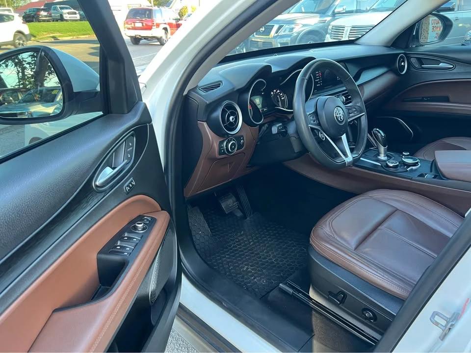2018 Alfa Romeo Stelvio - Image 7 of 18