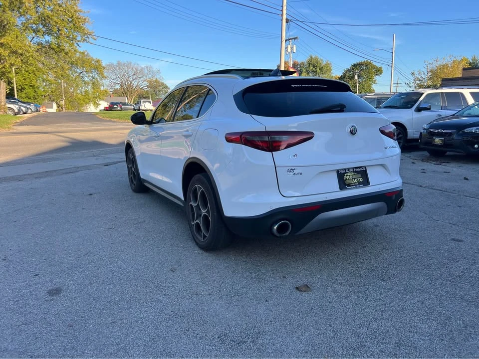 2018 Alfa Romeo Stelvio - Image 5 of 18