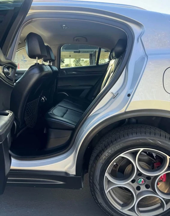 2018 Alfa Romeo Stelvio - Image 10 of 11