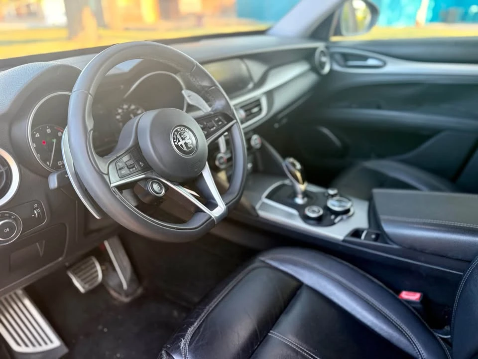2018 Alfa Romeo Stelvio - Image 10 of 15