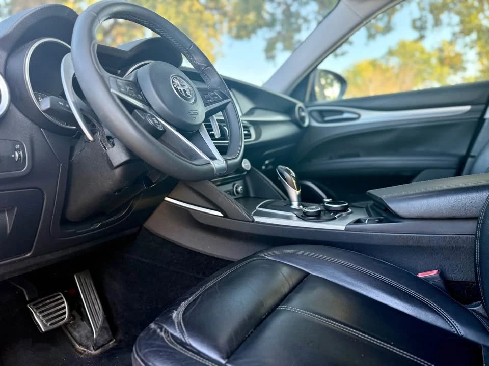 2018 Alfa Romeo Stelvio - Image 14 of 15
