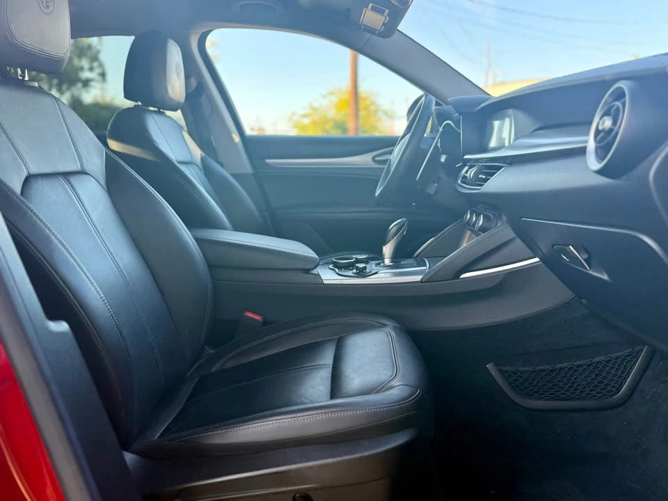 2018 Alfa Romeo Stelvio - Image 8 of 15