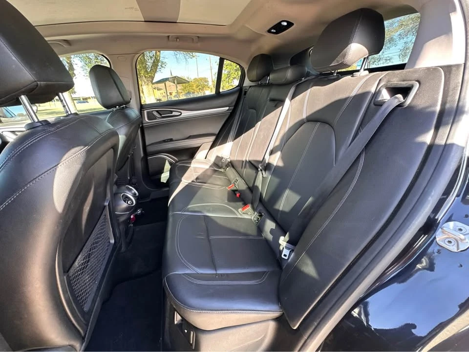 2018 Alfa Romeo Stelvio - Image 11 of 12