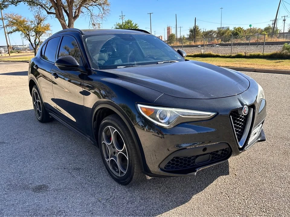 2018 Alfa Romeo Stelvio - Image 7 of 12