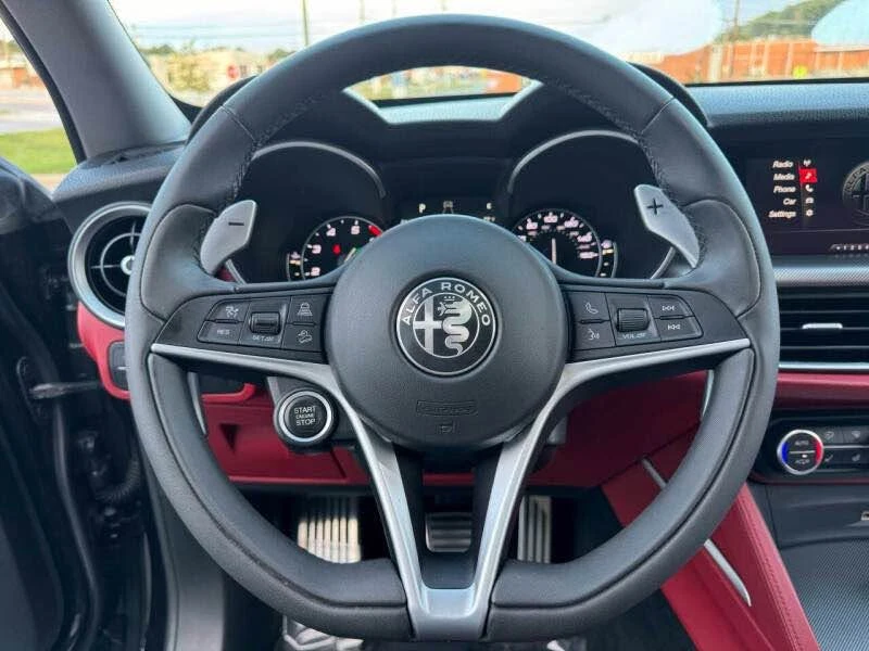 2018 Alfa Romeo Stelvio - Image 12 of 20