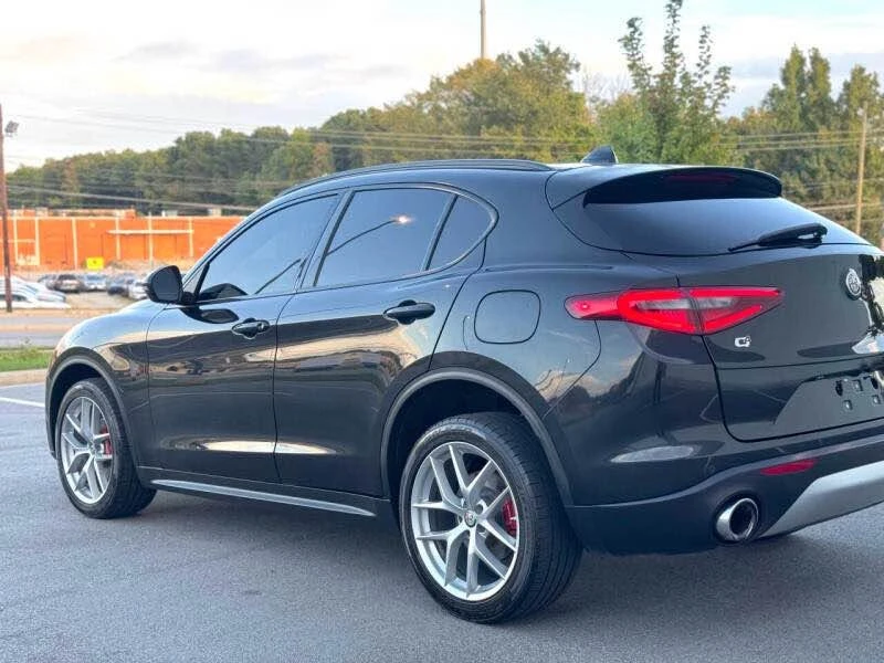 2018 Alfa Romeo Stelvio - Image 8 of 20