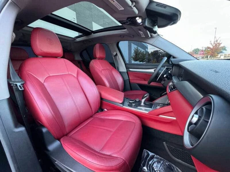 2018 Alfa Romeo Stelvio - Image 11 of 20