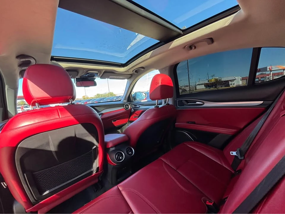 2018 Alfa Romeo Stelvio - Image 5 of 8