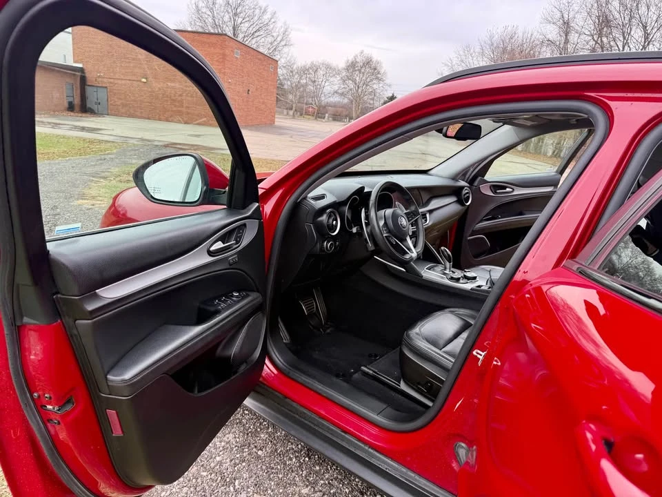 2018 Alfa Romeo Stelvio - Image 11 of 13