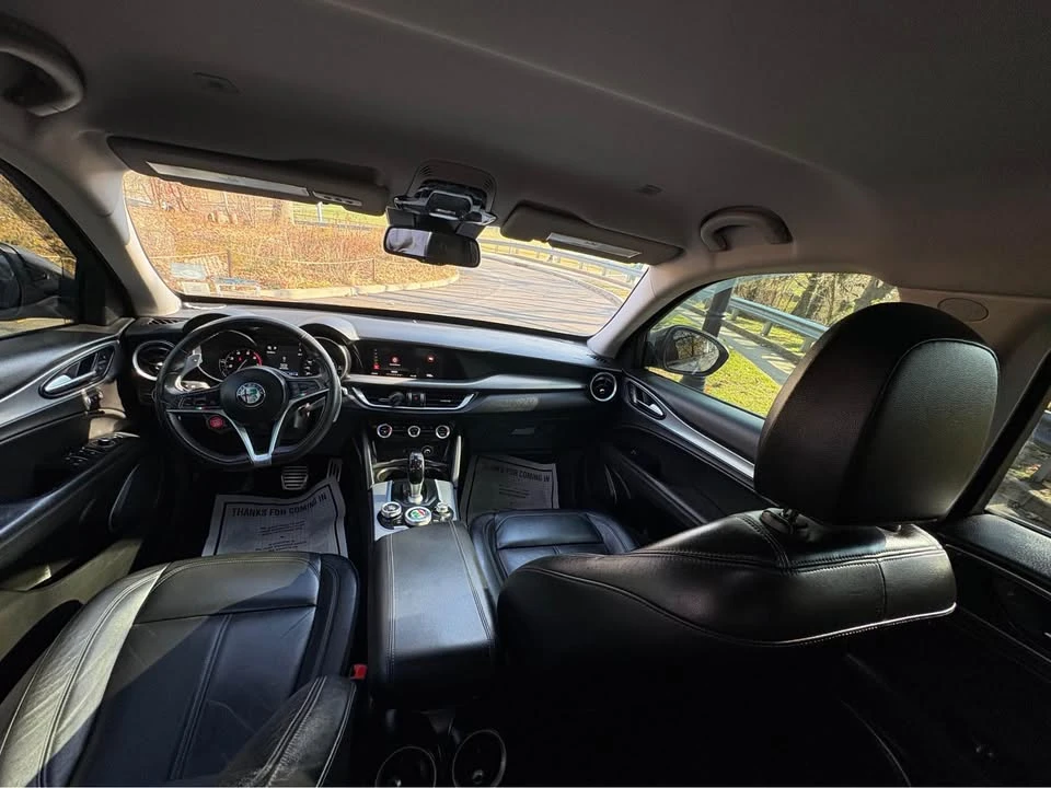 2018 Alfa Romeo Stelvio - Image 9 of 18